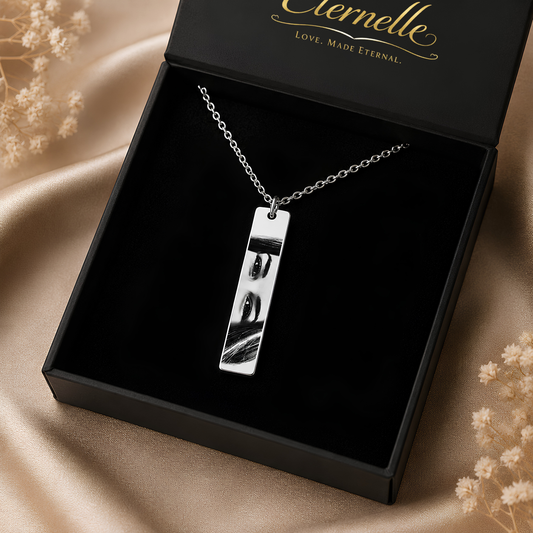 Personalised Eyes Necklace – A Memory You Can Hold Forever